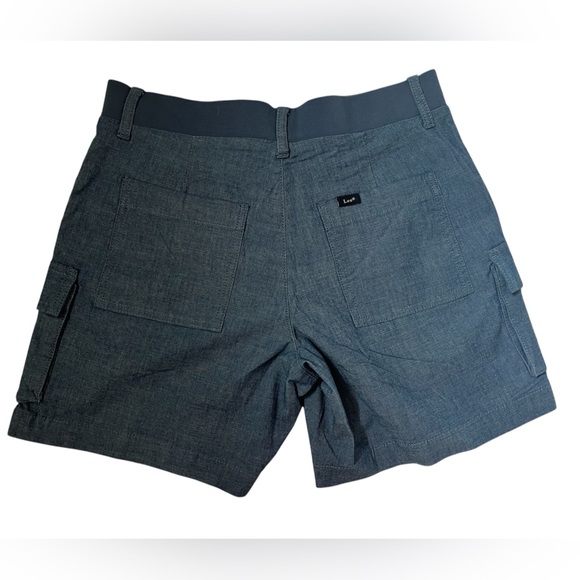 NWT LEE MID RISE CHAMBRAY COMFORT SHORTS SIZE 4 / M WOMENS - Picture 2 of 8